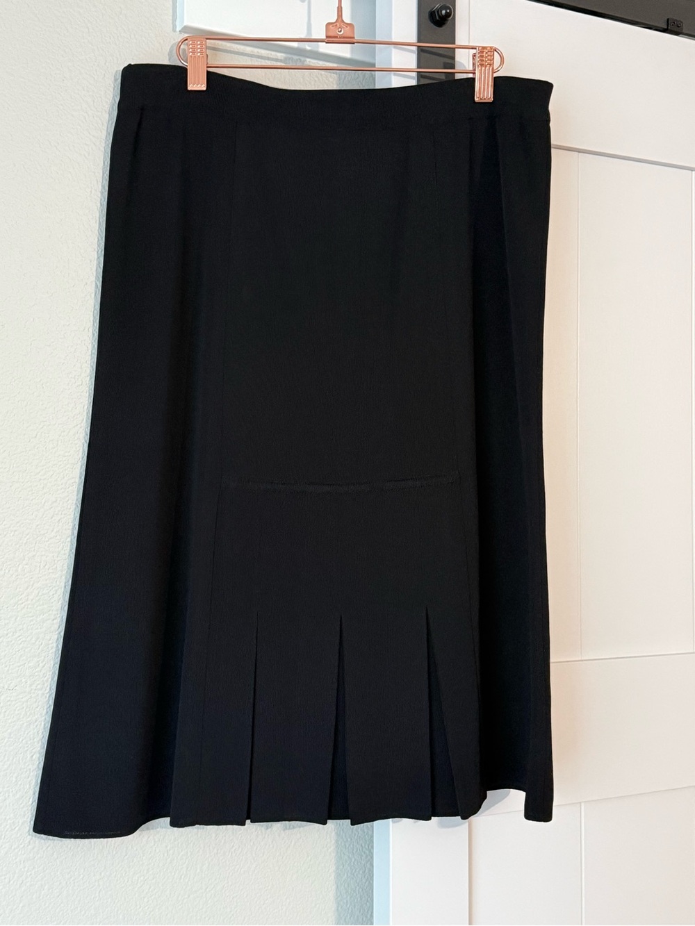 Misook Black A-Line Midi Skirt with Front Pleats